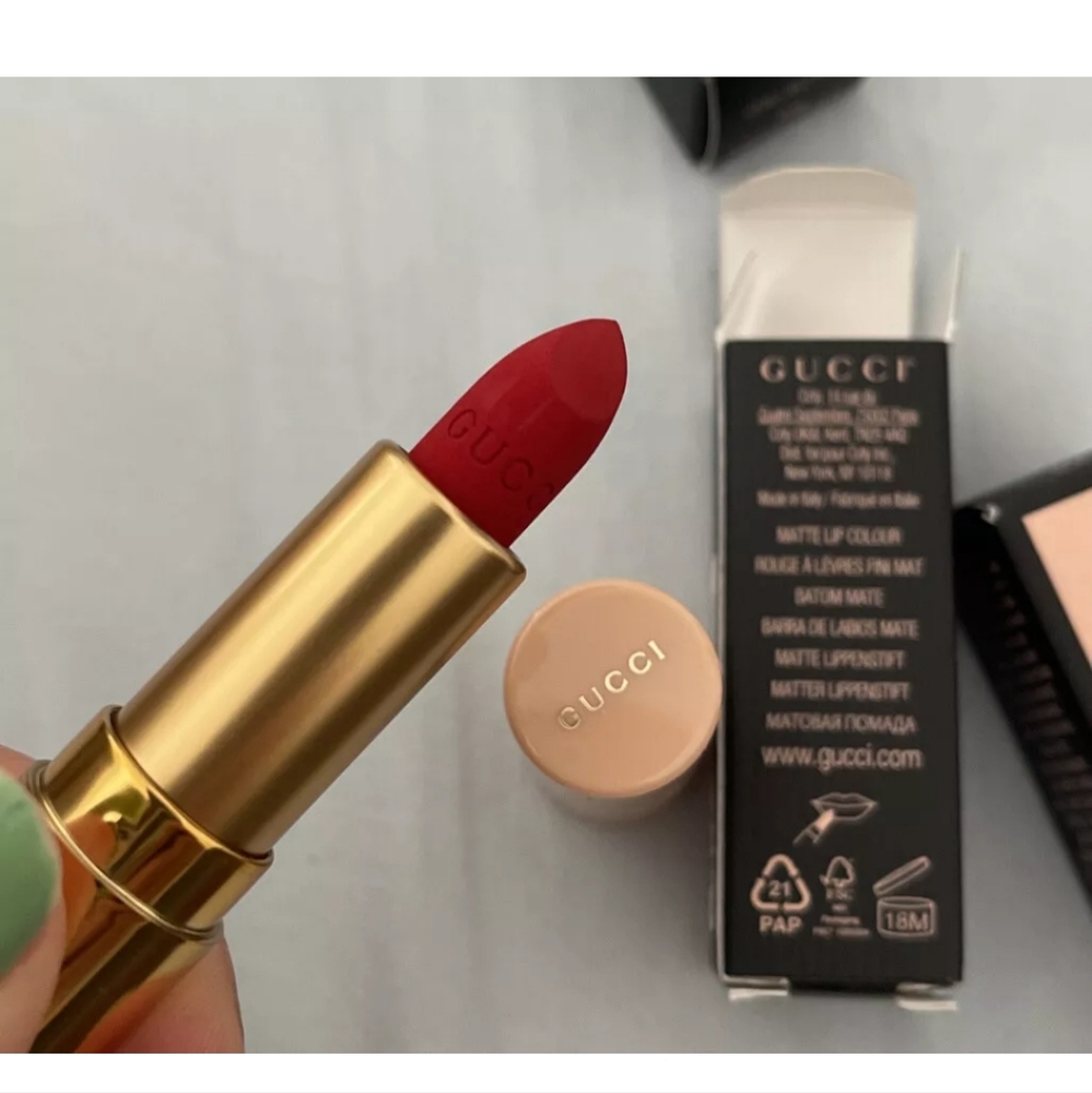 Gucci Goldie Red Matte Lipstick Nib retail $47 - Picture 3 of 9